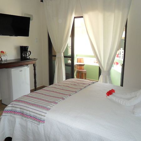 Jans Hotel Caye Caulker Exterior photo
